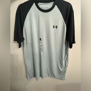 Under Armor Tshirt